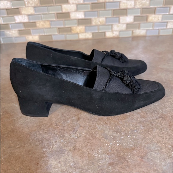 Talbots suede stretch tassle loafers - Picture 3 of 5